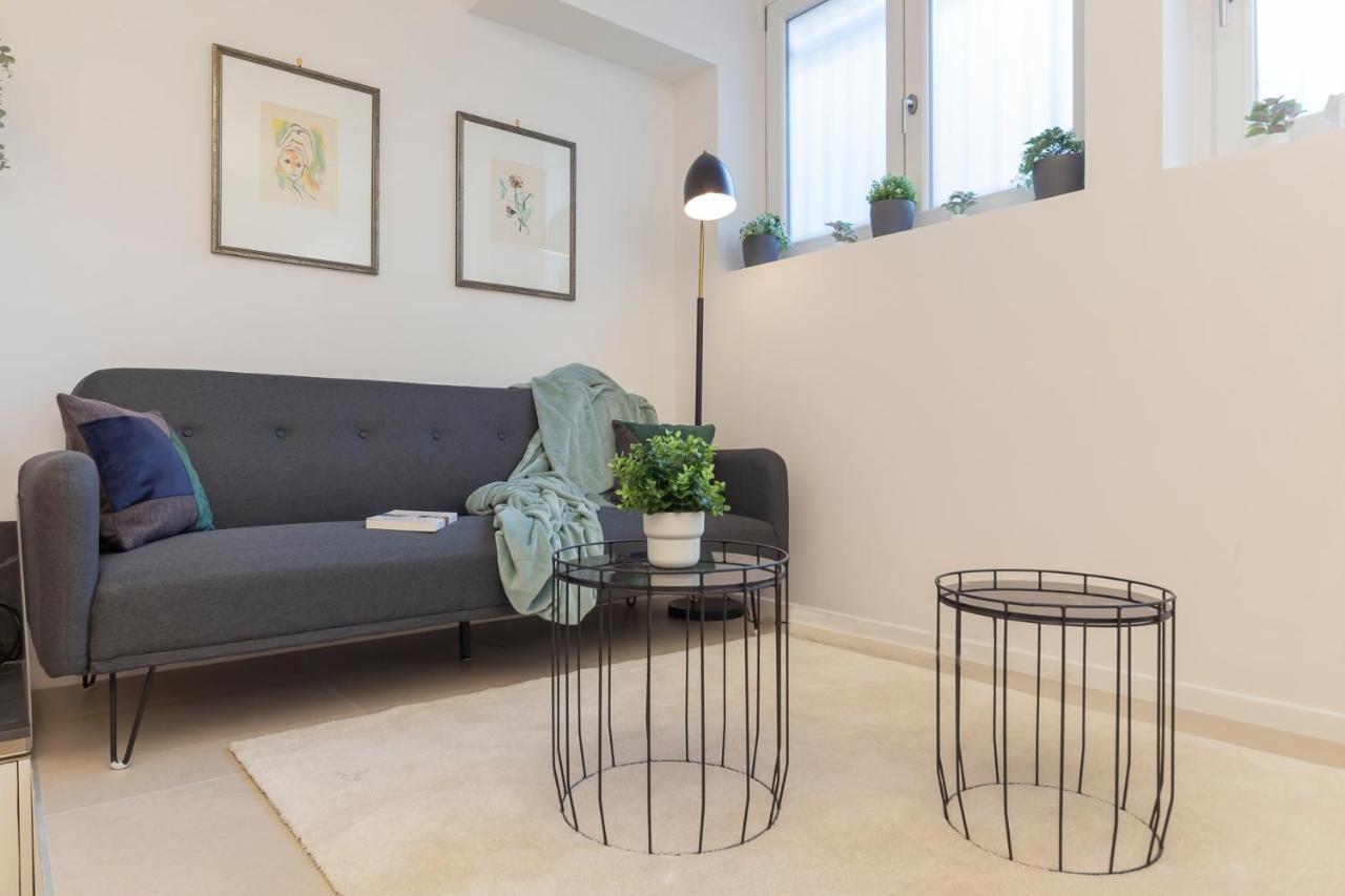 I Host Apartment - Val Strona Milaan Buitenkant foto
